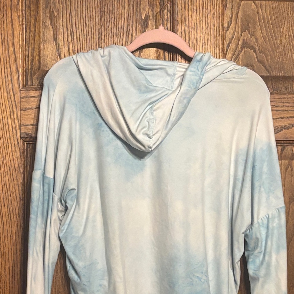 Derek Heart Light Blue Tie-Dye Hoodie - Picture 6 of 6